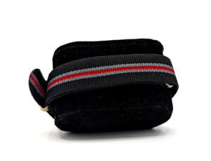 Bracelet NATO noir gris et rouge