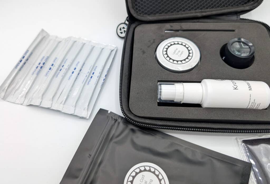 Kit de nettoyage pour bracelet cuir et bracelet métal Kronokeeper