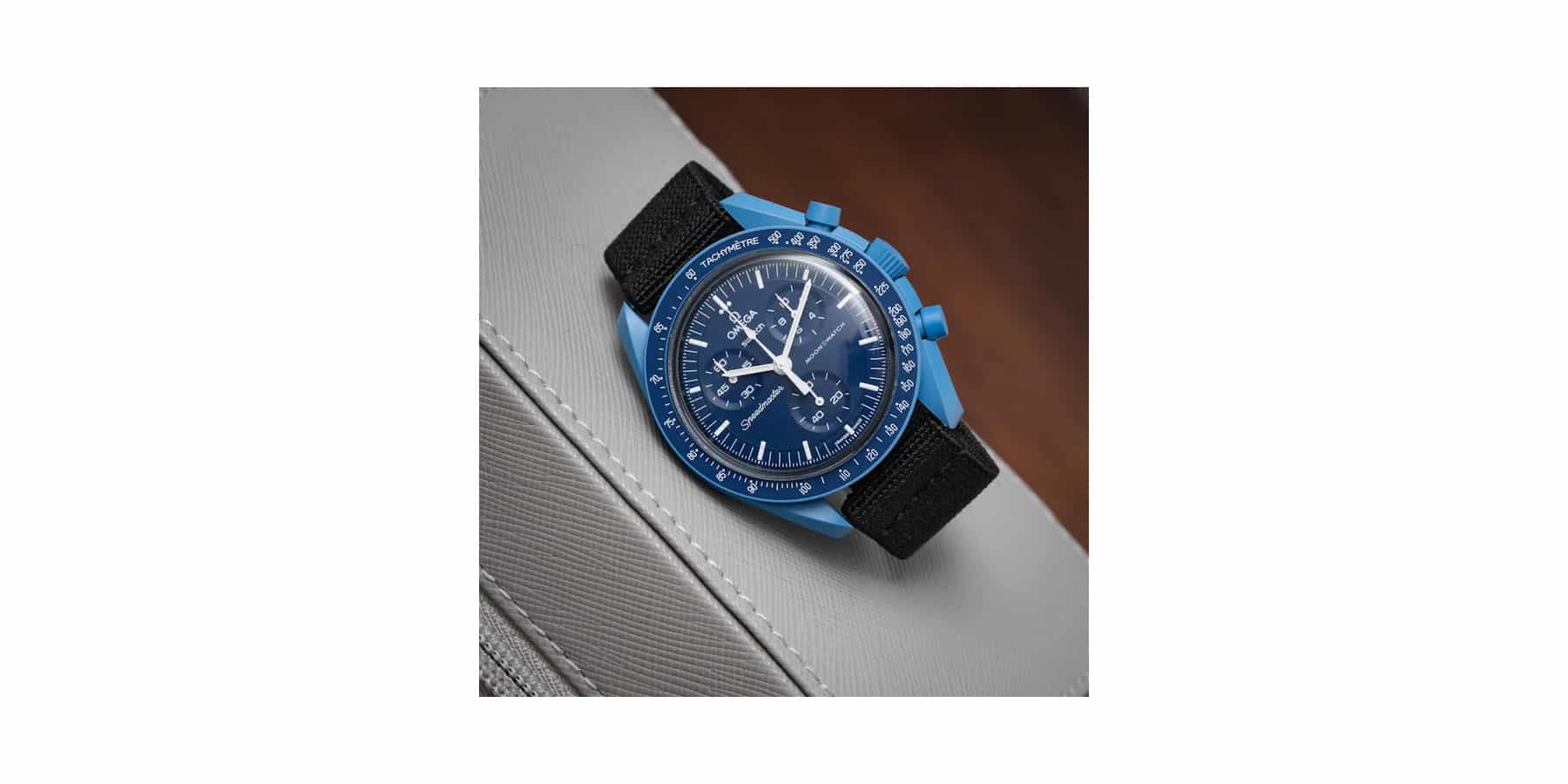 Delugs black elastic loop strap - Image 2