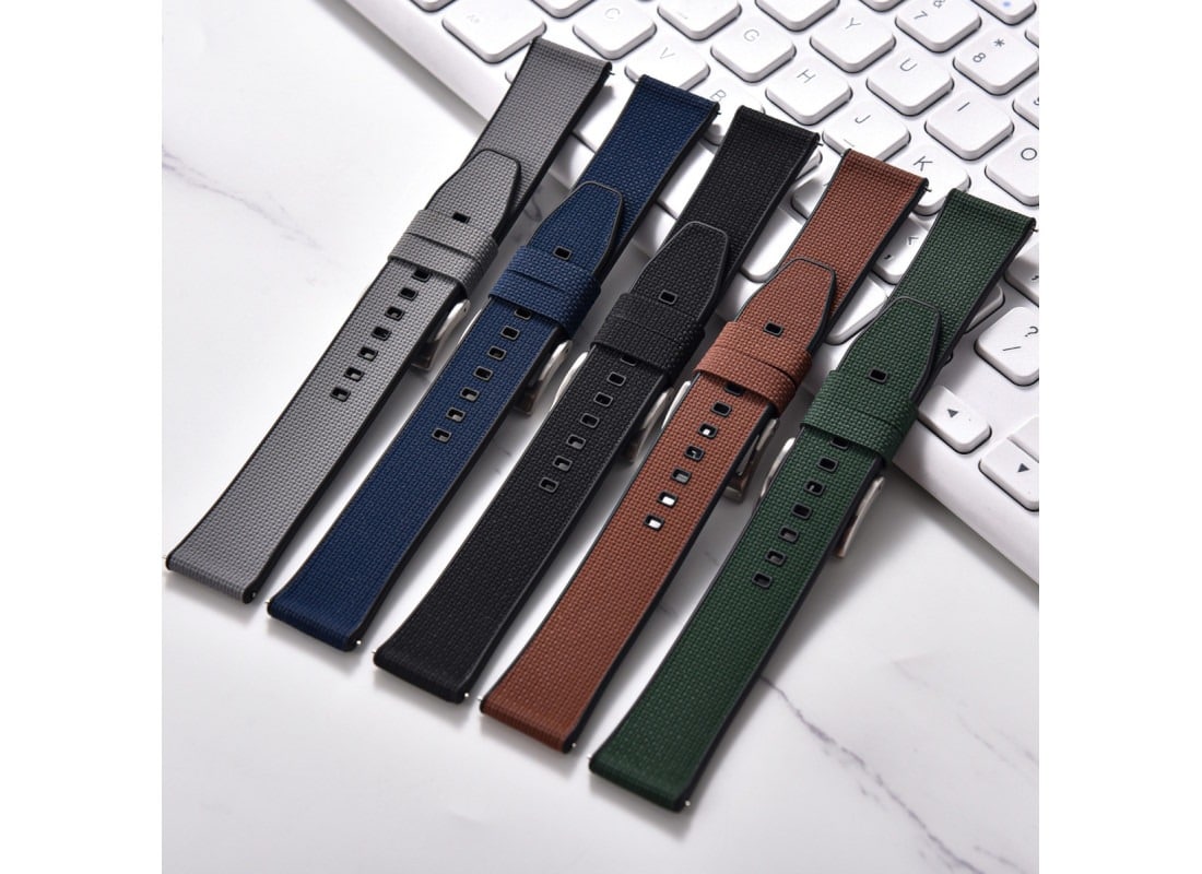 KronoKeeper Dark Green Double-Layer FKM Rubber Watch Strap - Image 2