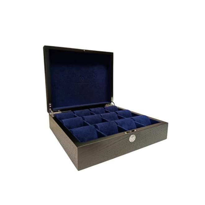 Nuju Hiva Kronokeeper 12-watch wooden box